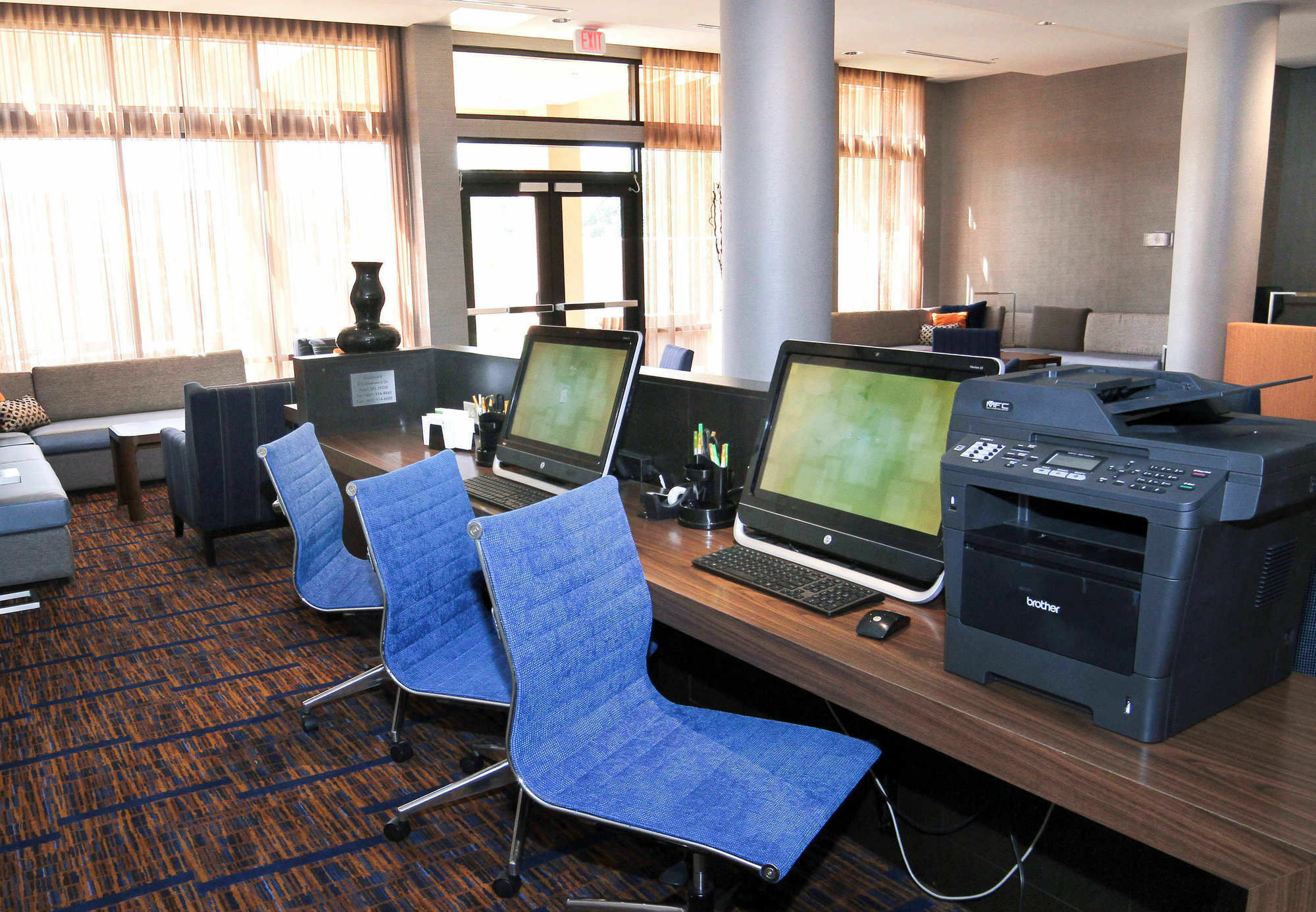 Courtyard By Marriott Jackson Airport/Pearl Hotel Exterior photo